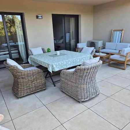 Neuf Grande Terrasse Agosta